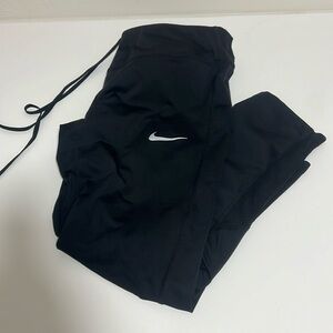 Nike cropped running tights